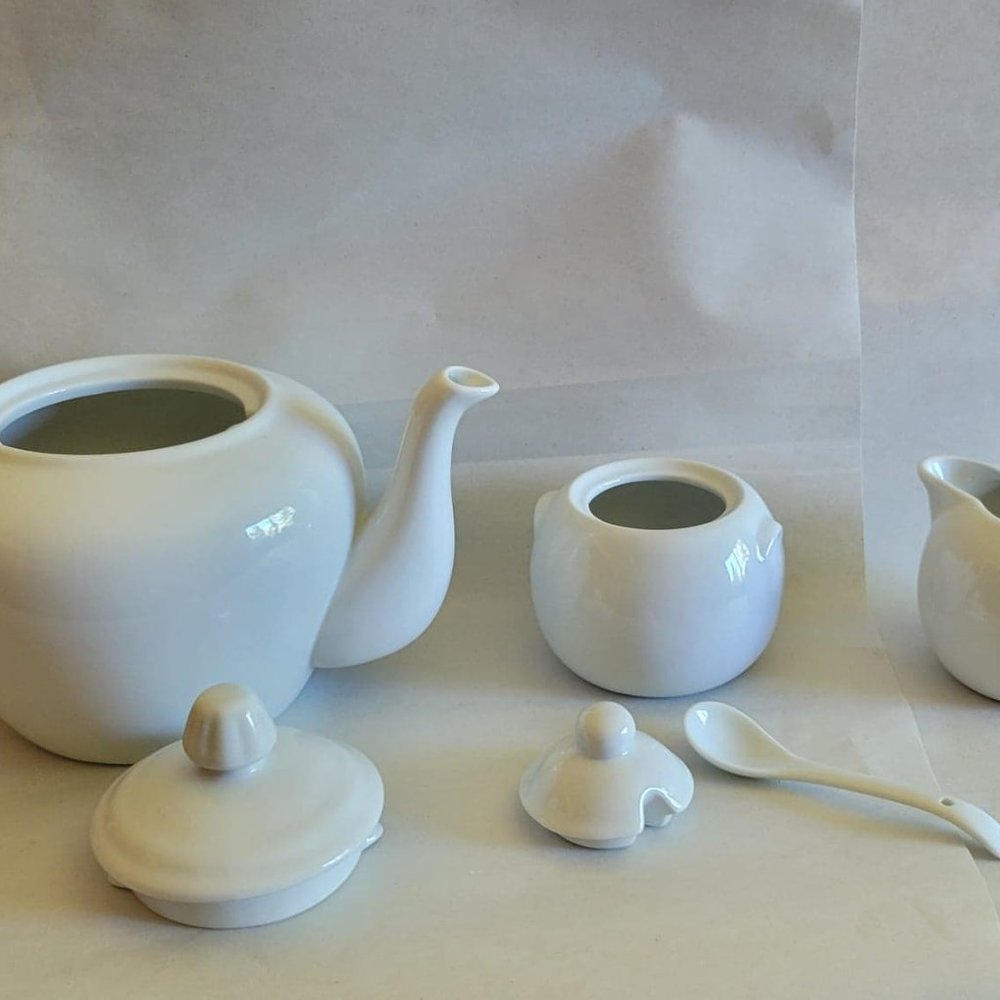 Cordon Bleu White Tea Set